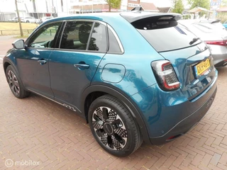 Fiat 600 Fiat 600 1.2 Hybrid 100 La Prima - afbeelding nr 4