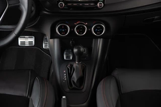 Alfa Romeo Giulietta Alfa Romeo Giulietta 1.750 Turbo Veloce QV 240PK 2e Eig Carbon Panoramadak Kuipstoelen CarPlay Stoelverw. Full option - afbeelding nr 24