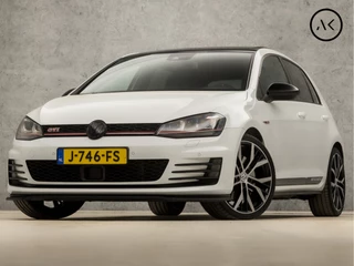 Volkswagen Golf 230Pk Automaat (SCHUIFDAK, APPLE CARPLAY, NAVIGATIE, ALCANTARA, DYNAMISCHE KNIPPERLICHTEN, STOELVERWARMING, CAMERA, KEYLESS, ADAPTIVE CRUISE, GETINT GLAS, NIEUWE APK, NIEUWSTAAT) - afbeelding nr 1