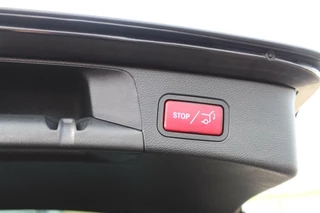 Mercedes-Benz C-Klasse Mercedes-Benz C-klasse Estate 180 AMG/Night/Multibeam/Camera/Stoelverw/Digtaal Display - afbeelding nr 15