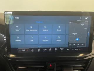 Ford Focus Ford Focus Wagon 1.0 EcoBoost Hybrid ST Line Navigatie Climate Control Led Dab Camera Parkeer sensoren Cruise Control Lichtmetalen velgen - afbeelding nr 18
