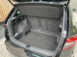 Škoda Karoq Skoda Karoq 1.5 TSI Sportline Automaat | Panoramadak | LED | Stoelverwarming | Adaptieve cruise control | Dode hoek detectie | Trekhaak uitklapbaar | Canton HiFi | Elektrisch bedienbare achterklep | Parkeersensoren voor en achter | Achteruitrijcamera - afbeelding nr 56