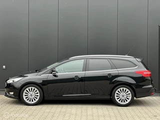 Ford Focus Ford Focus Wagon 1.5 Red Edition | CRUISE | CLIMA | TREKHAAK | - afbeelding nr 2