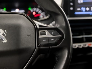 Peugeot 208 Peugeot 208 1.2 PureTech Sport (APPLE CARPLAY, NAVIGATIE, 360 CAMERA, PARKEERSENSOREN, LM VELGEN, SPORTSTOELEN, CRUISE, LANE ASSIST, NIEUWE APK, NIEUWSTAAT) - afbeelding nr 20