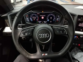 Audi A1 Sportback Audi A1 Sportback 35TFSi 150pk S Edition S-Tronic | ACC | MMI Navi Plus & App-conn. | B&O Audio | Drive Select | LED | Grootlichtassist | Keyless Entry & Start | 18