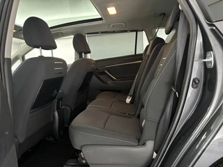 Toyota Verso Toyota Verso 1.8 VVT-i SkyView Edition | Panoramadak | Trekhaak | Navigatie - afbeelding nr 20