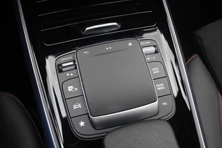 Mercedes-Benz GLB Mercedes-Benz GLB 200 Premium Plus 7p. / Panoramadak / Camera / 20'' / Sfeerverlichting / Navigatie / Dodehoek / DAB / Stoelverwarming / Cruise Control - afbeelding nr 29