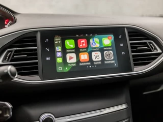 Peugeot 308 Peugeot 308 SW 1.2 PureTech Sport (PANORAMADAK, APPLE CARPLAY, GROOT NAVI, PARKEERSENSOREN, SPORTSTOELEN, GETINT GLAS, CRUISE, LANE ASSIST, NIEUWE APK, NIEUWSTAAT) - afbeelding nr 9