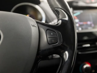 Renault Clio (NAVIGATIE, CRUISE, TREKHAAK, SPORTSTOELEN, LM VELGEN, BLUETOOTH, NIEUWE APK, NIEUWSTAAT) - afbeelding nr 19