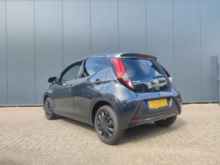 Toyota Aygo Toyota Aygo 1.0 VVT-i x-fun - afbeelding nr 4