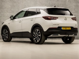 Opel Grandland X Opel Grandland X 1.2 Turbo Business Executive (APPLE CARPLAY, GROOT NAVI, CLIMATE, LEDER, TREKHAAK, SPORTSTOELEN, GETINT GLAS, ELEK ACHTERKLEP, LANE ASSIST, NIEUWE APK, NIEUWSTAAT) - afbeelding nr 3
