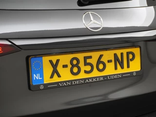 Mercedes-Benz GLC Mercedes-Benz GLC 300e AMG // Trekhaak // Distronic // Panoramadak // Memory // 360 Camera // Keyless // 20 inch - afbeelding nr 4