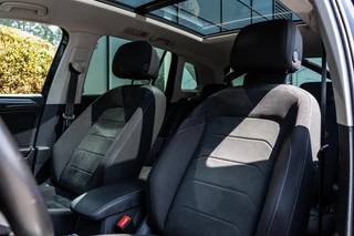 Volkswagen Tiguan Volkswagen Tiguan 1.4 TSI eHybrid R-Line|PANO|ACC|TREKHAAK - afbeelding nr 10