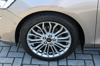 Ford Focus Ford Focus 1.0 EcoBoost Titanium Business | Winter Pack | Full LED | 10-weg verstelbare stoel | 17 inch | Camera | Head up Display | Bang&Olufsen - afbeelding nr 37