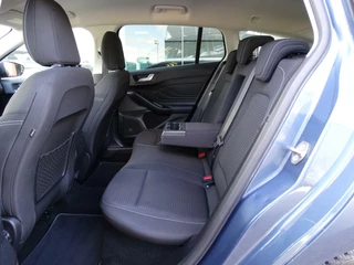 Ford Focus Ford Focus Wagon 1.0 EcoBoost Hybrid 125pk Titanium X - afbeelding nr 30