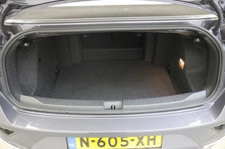 Volkswagen T-Roc Volkswagen T-Roc Cabrio 1.5 TSI R-Line Automaat - Carplay, Cruise, Stoelverw. - afbeelding nr 10