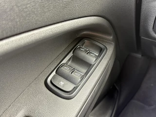 Ford EcoSport Ford EcoSport 1.0 EcoBoost Titanium S 2e Eigenaar,Navi,Clima,Cruise,PDC,Trekhaak,Stoel verw,125pk,Bluetooth,Elek ramen,N.A.P,APK tot 05-2026 - afbeelding nr 25