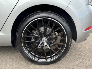 Volkswagen Golf Volkswagen Golf 1.5 TSI HL BNS R - afbeelding nr 24
