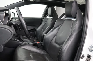 Toyota Corolla Toyota Corolla 2.0 Hybrid Premium | Leder | Head-Up |  Stoelverwarming | Trekhaak | Adaptive cruise | Matrix LED | Carplay | Keyless | Camera - afbeelding nr 8
