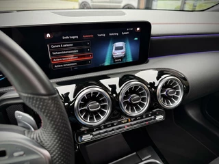 Mercedes-Benz CLA Mercedes CLA-klasse 250 e AMG CLA250e Coupe Panoramadak|Keyless|Camera 360°|Advanced sound|Sfeerverlichting|Head-up|Night pakket|Multibeam LED - afbeelding nr 38