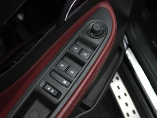 Opel Mokka X Opel Mokka X 1.4 Turbo Innovation | Trekhaak | Leder | Schuifdak | Navigatie - afbeelding nr 24