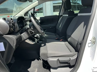 Citroën C3 Aircross Citroën C3 Aircross 1.2 PT Shine Automaat | Navigatie | All season banden | Parkeers - afbeelding nr 6