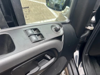 Iveco Daily Iveco Daily Pickup open laadbak gereedsghapkast - afbeelding nr 33