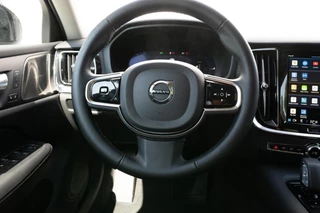 Volvo XC60 Volvo XC60 T6 Plug-in hybrid AWD Plus Dark | 21