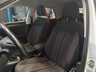 Volkswagen T-Roc Volkswagen T-Roc 1.0 TSI Style Clima | Camera | Navi |Cruise | Trekhaak - afbeelding nr 15