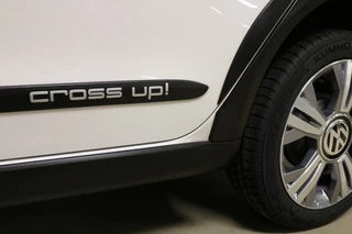 Volkswagen up! Volkswagen up! Up 1.0 BMT cross 2e EIGEN.-ORG.NL-STOELVERWARMING-ZEER NETTE - afbeelding nr 6
