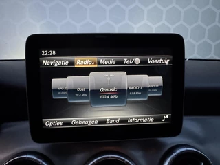Mercedes-Benz CLA Mercedes-Benz CLA 180 AMG Panoramadak Night Edition NAP - afbeelding nr 16