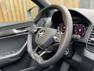 Škoda Karoq Skoda Karoq 1.5 TSI Sportline Automaat | Panoramadak | LED | Stoelverwarming | Adaptieve cruise control | Dode hoek detectie | Trekhaak uitklapbaar | Canton HiFi | Elektrisch bedienbare achterklep | Parkeersensoren voor en achter | Achteruitrijcamera - afbeelding nr 67