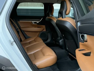 Volvo V90 Volvo V90 Cross Country 2.0 D4 AWD Geartronic-8 /Pilot Assist/Aut.inparkeren/Trekhaak/Adap CC/Winterline/21inch/Dealer onderhouden. - afbeelding nr 23