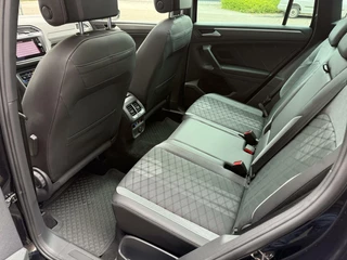 Volkswagen Tiguan Volkswagen Tiguan 1.4 TSI eHybrid R-Line PANORAMADAK TREKHAAK - afbeelding nr 23