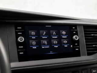 Volkswagen Transporter (9 PERSOONS, LEDER, APPLE CARPLAY, GROOT NAVI, NIEUWE APK, ELEK RAMEN, CRUISE, TREKHAAK, NIEUWSTAAT) - afbeelding nr 21