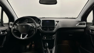 Peugeot 208 Peugeot 208 1.2 PureTech Allure NAVIGATIE LM CARPLAY CRUISE - afbeelding nr 2