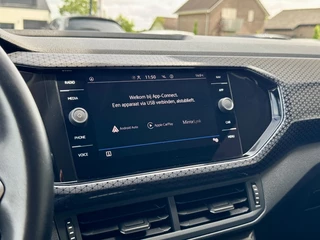 Volkswagen T-Cross Volkswagen T-Cross 1.5 TSI 150PK DSG R-Line Virtual Camera Carplay - afbeelding nr 20