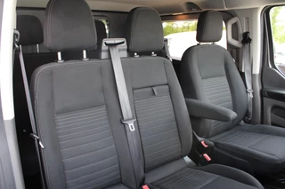 Ford Transit Custom Ford Transit Custom 320 2.0 TDCI L2H1 Limited DC | 6-zits | Stoelverwarming | Trekhaak | Camera |  Raptor grille - afbeelding nr 13