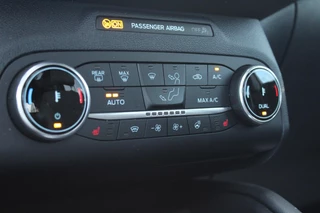 Ford Kuga Ford Kuga 2.5 PHEV Graphite Tech Edition 225pk | Driver Assistance Pack | Technology pack | Wegklapbare Trekhaak  | Panorama dak | Winterpack | Verlengde fabrieksgarantie tot 05-2028 - afbeelding nr 31