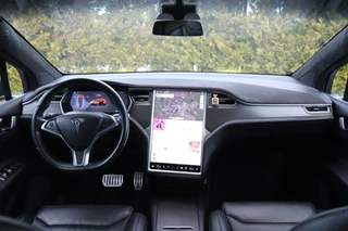 Tesla Model X Tesla Model X P100D Performance + 6p. 613+ PK Autopiloot|Alcantara hemelb.|A cruise|Carbon|Elektrisch sluitende deuren|22Inch|Panodaken|Trhk|Luchtvering|Sfeer verlichting|Cameras|stuur, Stoelverwarming, koeling|Trekgewicht 2250 kg - afbeelding nr 7