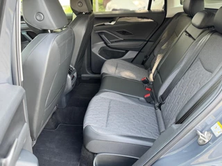 Volkswagen Tiguan Volkswagen TIGUAN 1.5 eTSI DSG Lane ass Drive pilot CarPlay 150 PK Keyless Camera Sfeerverlichting Life edition Direct leverbaar - afbeelding nr 20