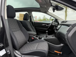 Nissan QASHQAI Nissan Qashqai 1.2 Premier Edition 2e Eigenaar,Navi,Clima,Cruise,Camera,Trekhaak,Pano,PDC V+A,Lm velgen,6 Bak,115pk,N.A.P,APK tot 12-2025 - afbeelding nr 7