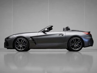 BMW Z4 Roadster SDrive30i High Executive Edition Sport (APPLE CARPLAY,NAVI,CAMERA,HARMAN KARDON,PDC,LEDER,SPORTSTOELEN,LM VELGEN)