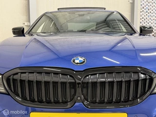 BMW 3 Serie BMW 3-serie 320i M Sport Schuifdak Laser LED ACC Navi Carplay Camera Leer Harman Kardon - afbeelding nr 21