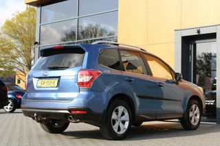 Subaru Forester Subaru Forester 2.0 Comfort | Pano | Trekhaak | Lederen bekleding - afbeelding nr 3