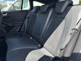 Ford Focus Ford Focus Wagon 2.3 EcoBoost ST-3 278pk | Adaptieve cruise control | Adaptieve LED |  Trekhaak | Winter Pack | Bang&Olufsen | Elektrische achterklep | Head up Display - afbeelding nr 8