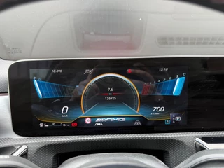 Mercedes-Benz A-Klasse Mercedes-Benz A-klasse AMG 35 4MATIC Edition 1|Pano|Burmester|Milltek|Sfeer|Hemelverlichting - afbeelding nr 57