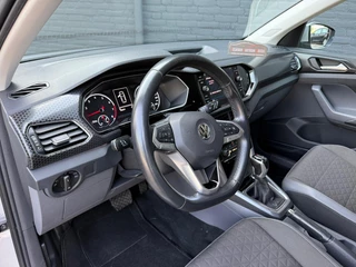 Volkswagen T-Cross Volkswagen T-Cross 1.0 TSI Style CAMERA | CARPLAY | PDC | CRUISE | AIRCO | NWE APK - afbeelding nr 10