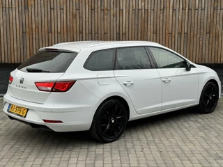 SEAT Leon Seat Leon ST 1.4 EcoTSI Business Intense Automaat | Alcantara bekleding | Seat Sound | Apple CarPlay | Navigatiesysteem | Cruise Control | Climate Control | Parkeersensoren voor en achter - afbeelding nr 2