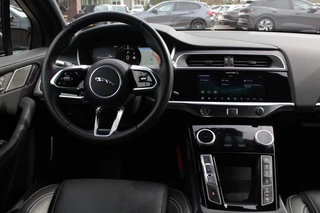 Jaguar I-PACE Jaguar I-PACE EV400 First Edition 90 kWh / Full option / Panoramadak / 360Camera / Head-up / Luchtvering / Leder / Meridian / Stuurverwarming - afbeelding nr 9